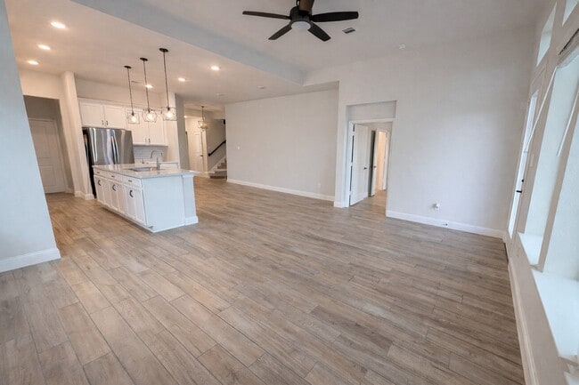 Building Photo - 2307 Birch View Ln