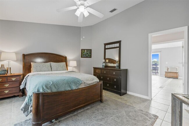 Building Photo - 574 Ryans Woods Ln