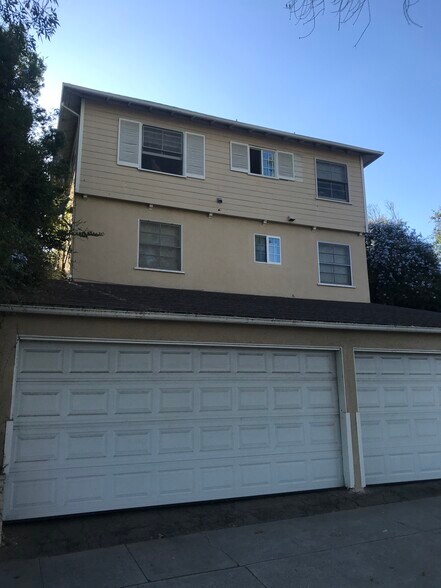 This is a top floor unit facing Century City. - 1859 1/2 Pandora Ave