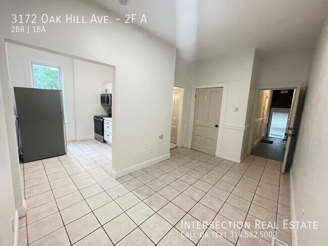 Building Photo - 3172 Oak Hill Ave