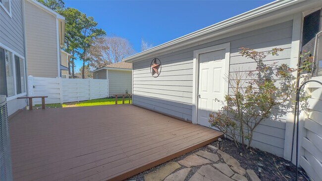 Building Photo - 9923 Farrell Dr
