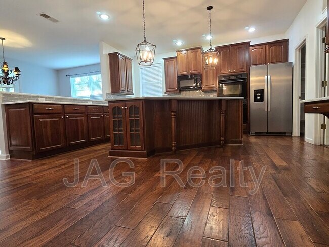 Building Photo - 3084 Sycamore Point Tr