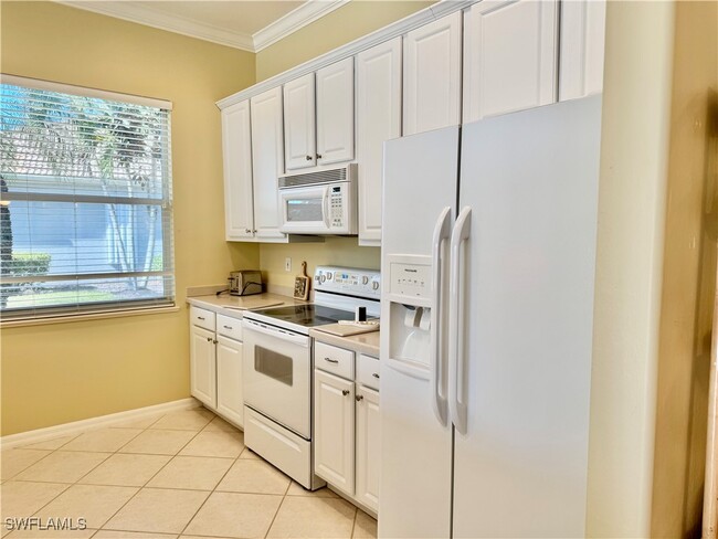 Building Photo - 8722 Brittania Dr