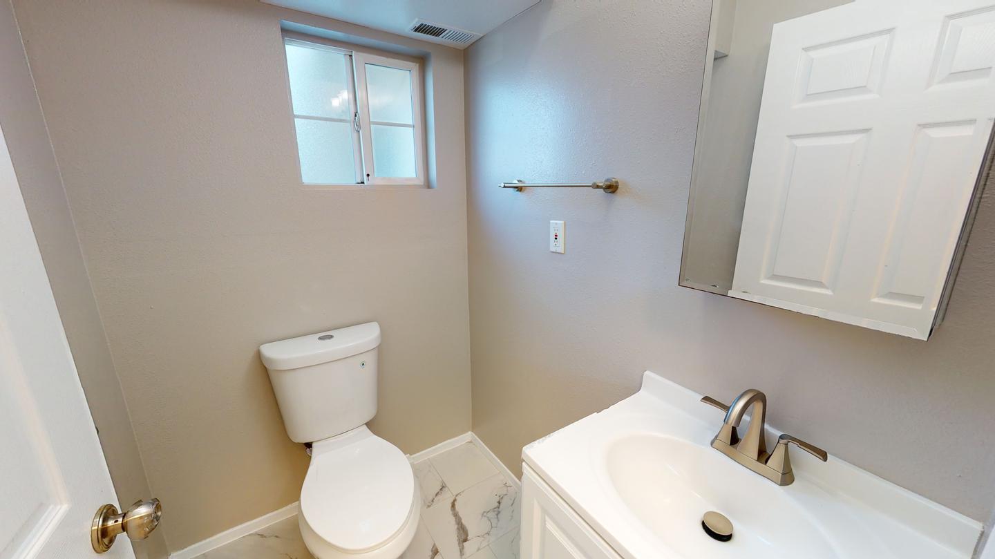 Building Photo - Charming & contemporary Concord home near BART