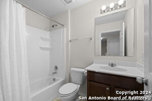 Building Photo - 12041 Silver Lgt