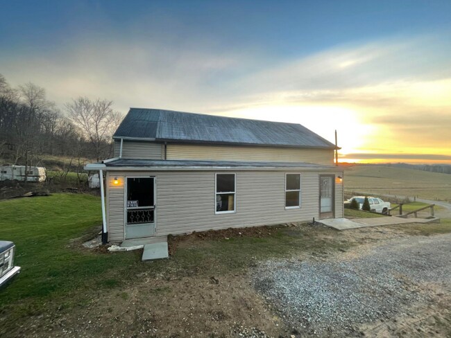 Building Photo - 8975 Lee Ln