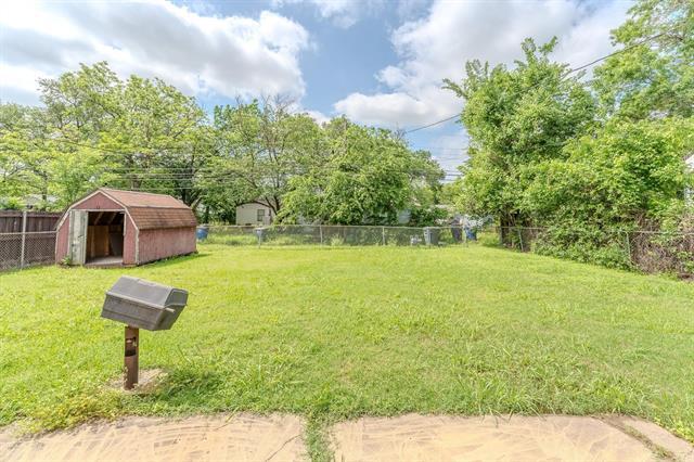Building Photo - 8652 Wolfwood Ln