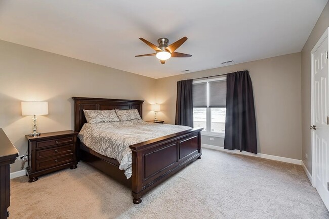 Building Photo - 415 N President St