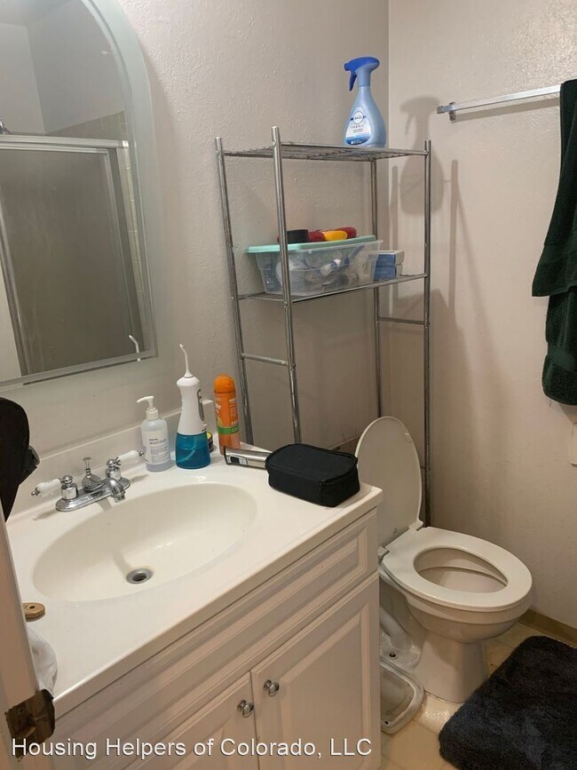 Building Photo - 3 br, 4 bath House - 2964 Shady Hollow W