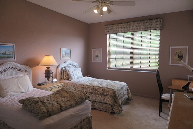 Building Photo - 22799 Trelawny Ter