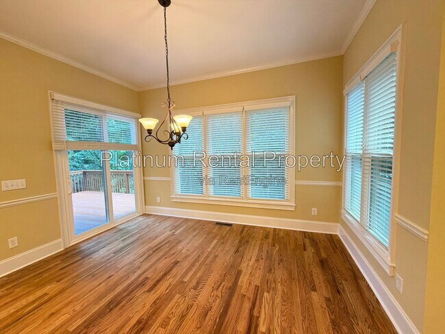 Building Photo - 8015 Wakehurst Pl