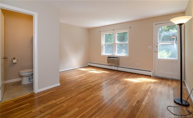 Building Photo - 42 Abner Ct