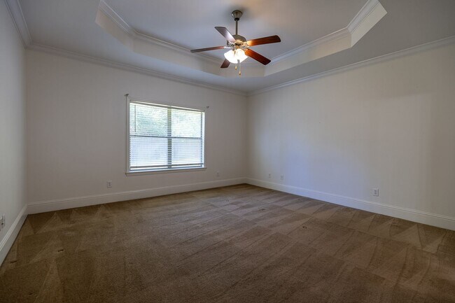 Building Photo - Located near Fairhope Walmart and Aldi!