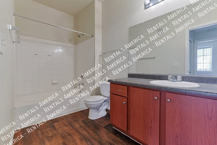 Building Photo - 1941 S Pierpont