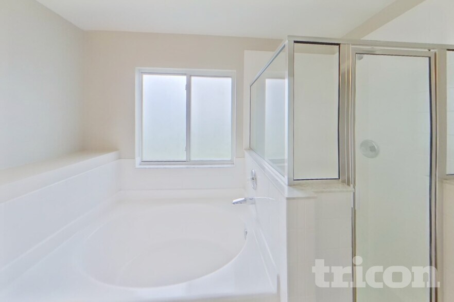 Building Photo - 13130 Fennway Ridge Dr