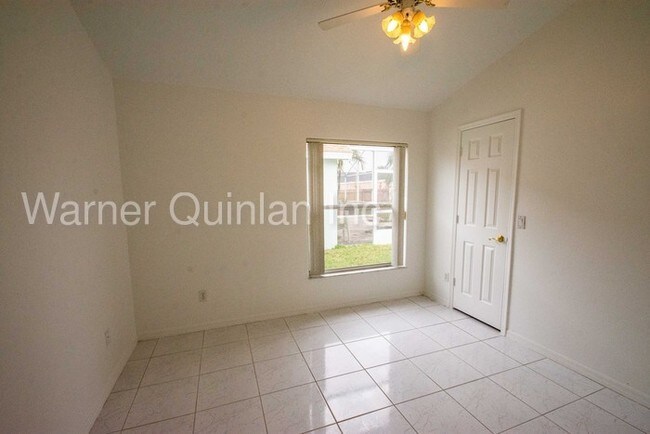 Building Photo - 3310 Crystal Creek Blvd