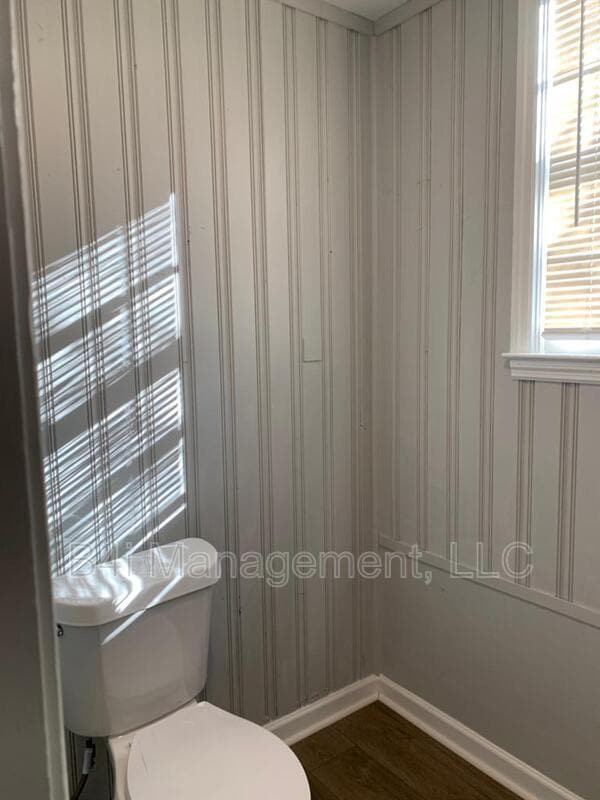Building Photo - 409 Whitesville Rd