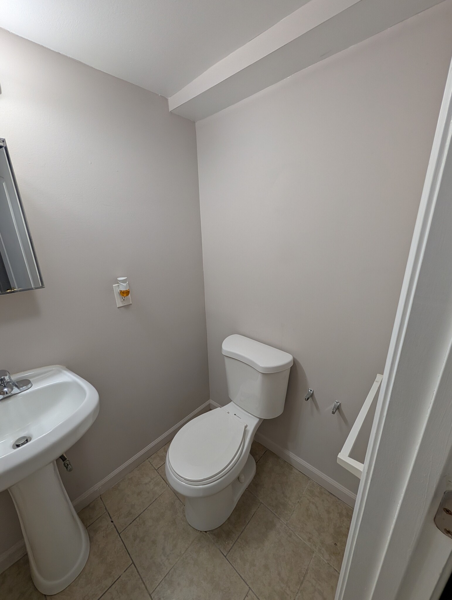 Building Photo - 3831 Shannon Dr