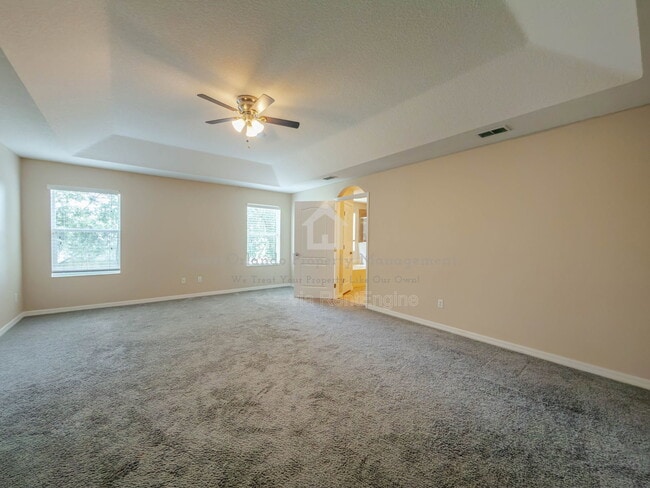 Building Photo - 5109 Legacy Oaks Dr