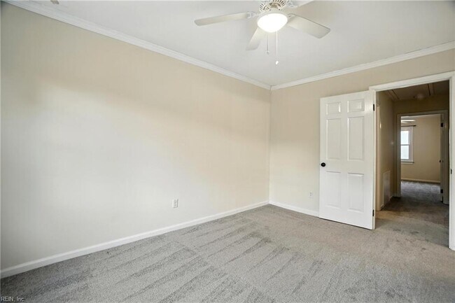 Building Photo - 590 Tenbee Ln