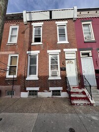 Building Photo - 1855 E Lippincott St