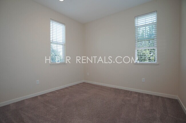 Building Photo - Modern 4-Bedroom Retreat in Mountain House...