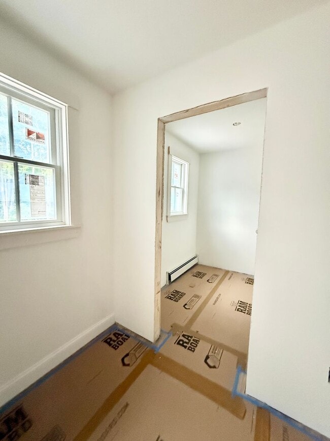 Building Photo - Brand New 3 Bedroom Townhouse for Rent