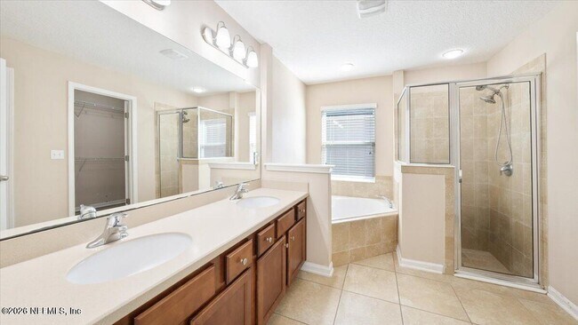 Building Photo - 16050 Dowing Creek Dr