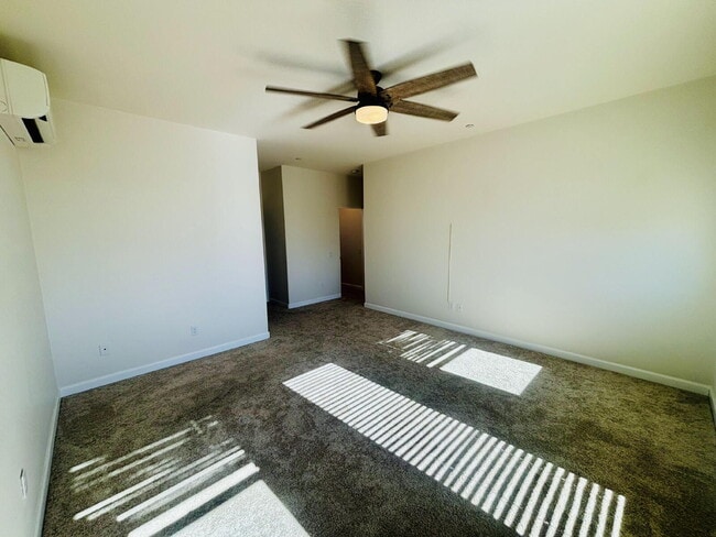 Building Photo - Gorgeous 3 bd, 4 ba Townhome in 55+ Community