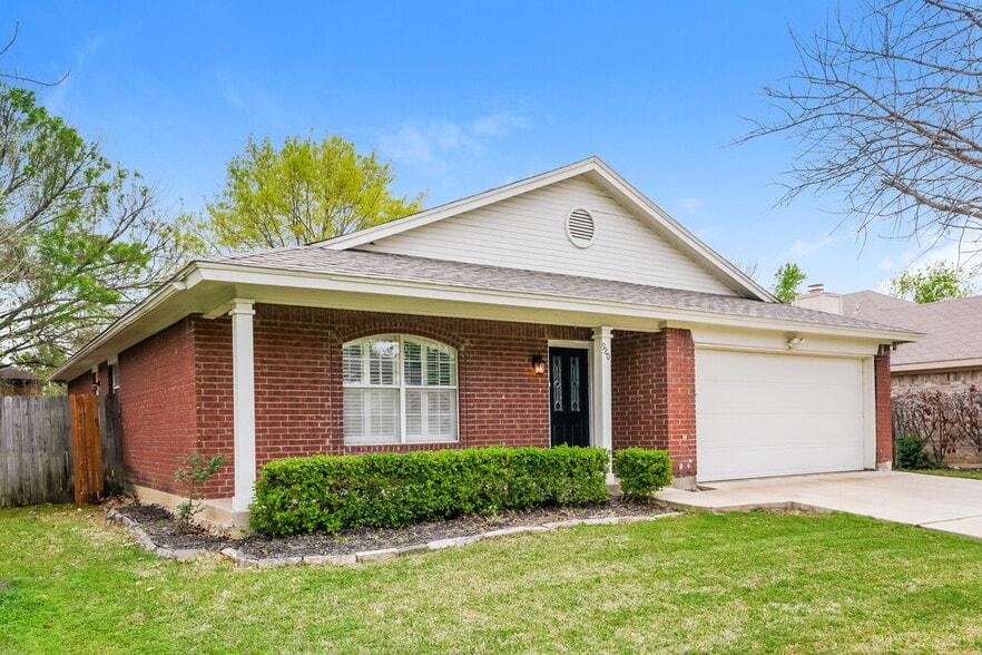 Building Photo - 920 Tennessee Trail