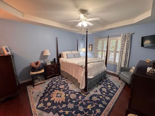 Building Photo - Charming Getaway