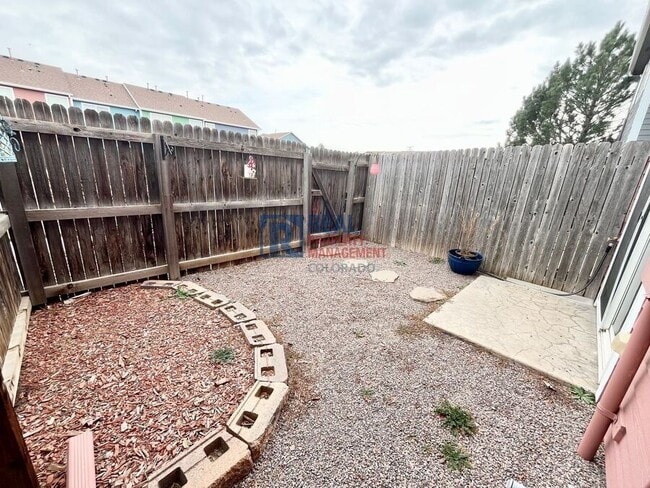 Building Photo - 2575 Shannara Grove