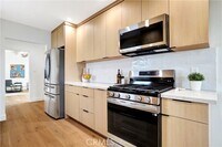 Building Photo - 6438 Lindley Ave