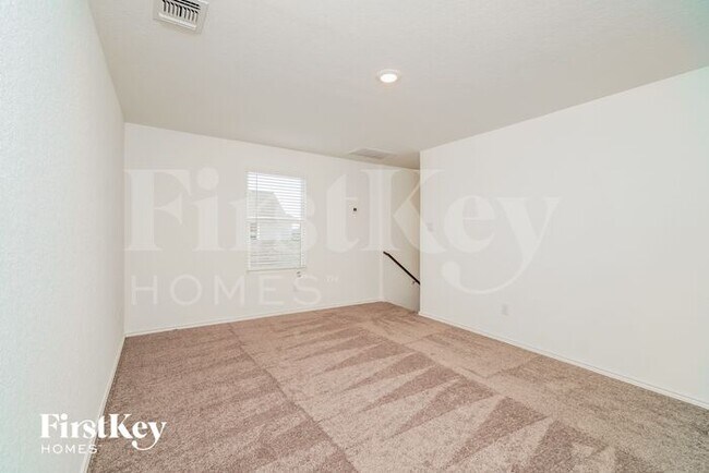 Building Photo - 6459 Cibolo Springs