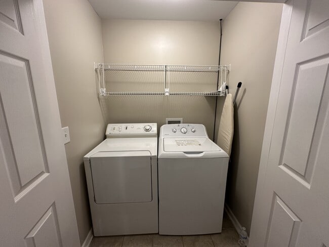 Building Photo - 688 Ruddy Creek Cir