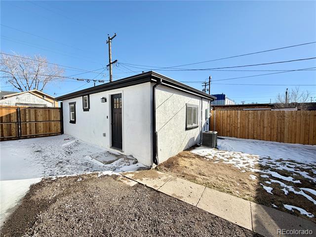 Building Photo - 4310 Steele St