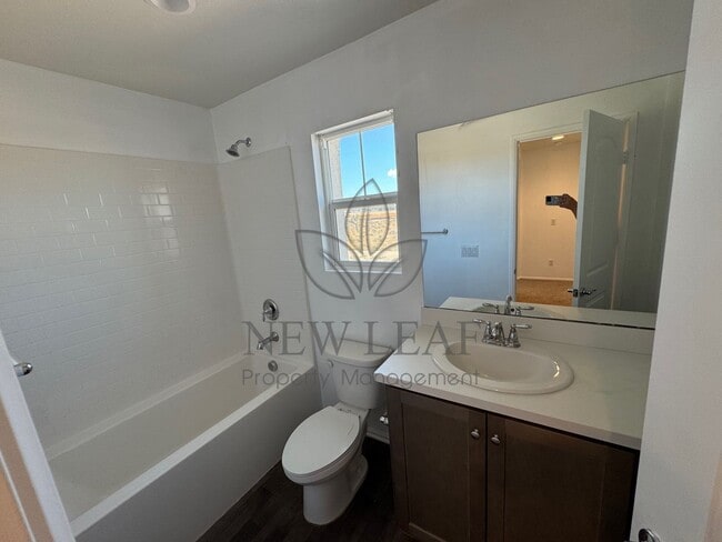 Building Photo - 10599 Topaz Ave