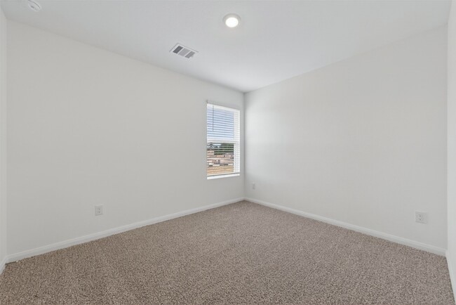 Building Photo - 2065 E Gemini Dr