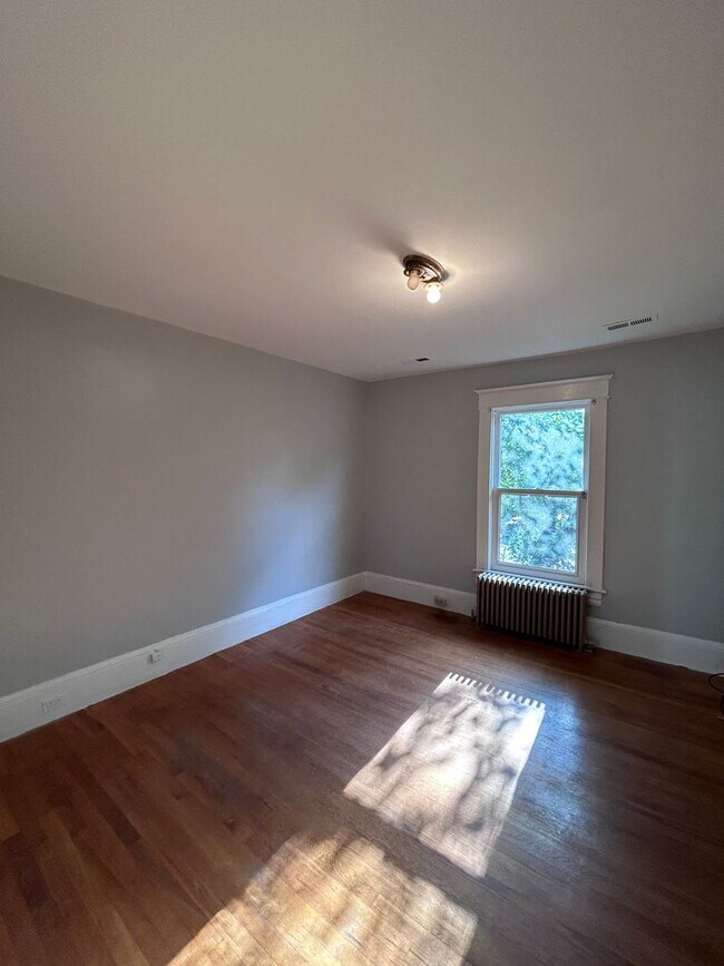 Building Photo - Albemarle/429-431