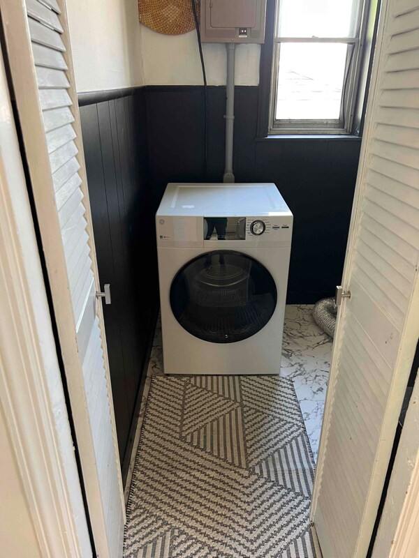 Building Photo - 45 Bedford Ave