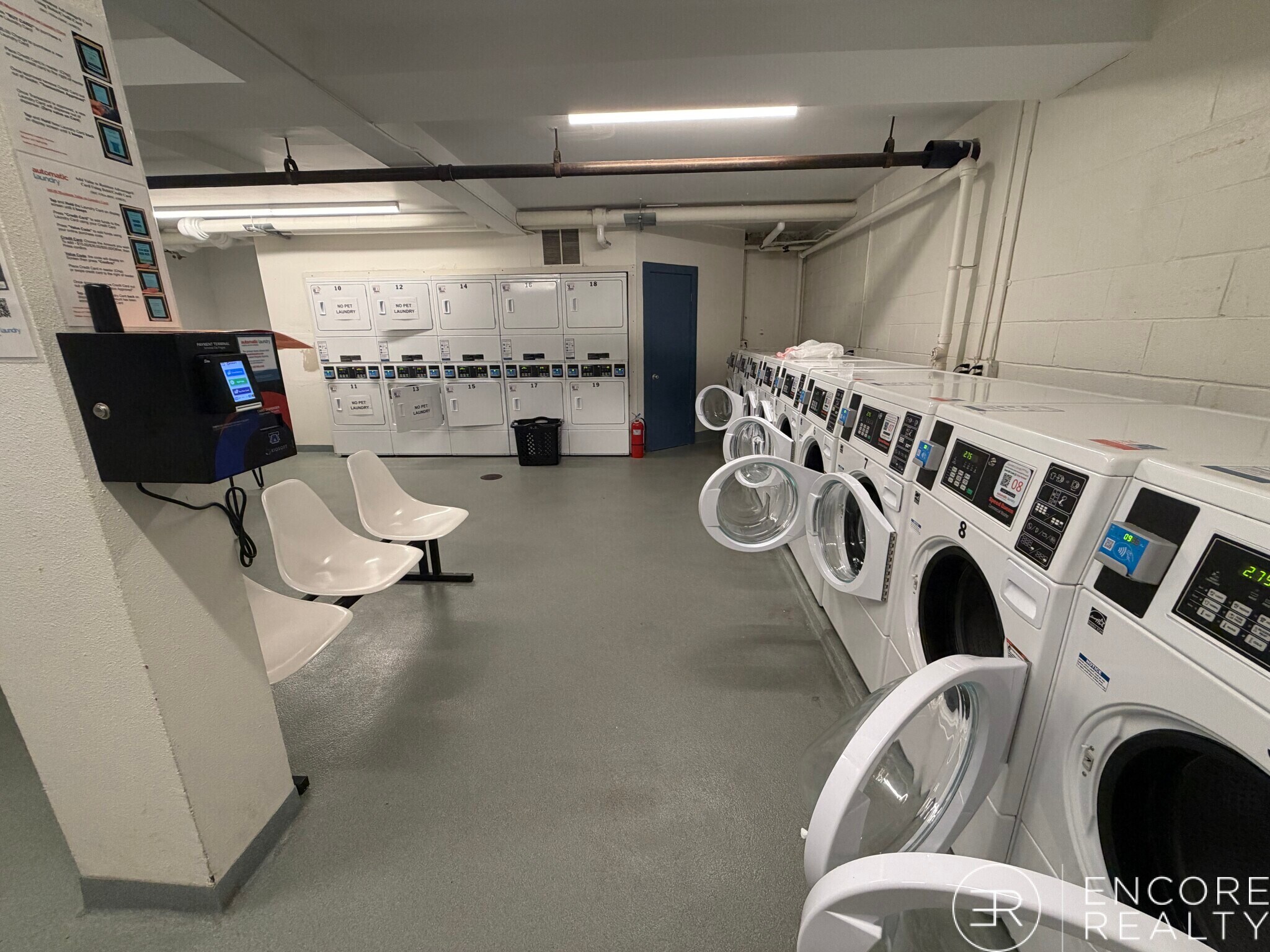 Building Photo - 205 Walden St