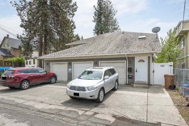 Building Photo - 1522 W Tenth Ave