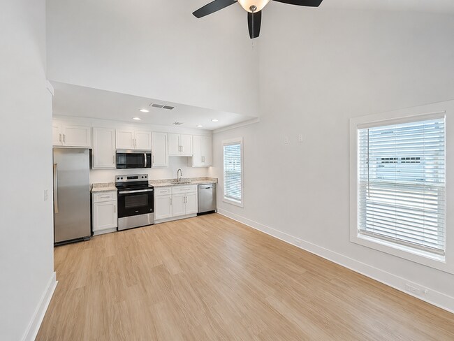 Building Photo - 1545 Payne St