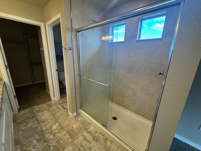 Building Photo - 6153 Callan Dr