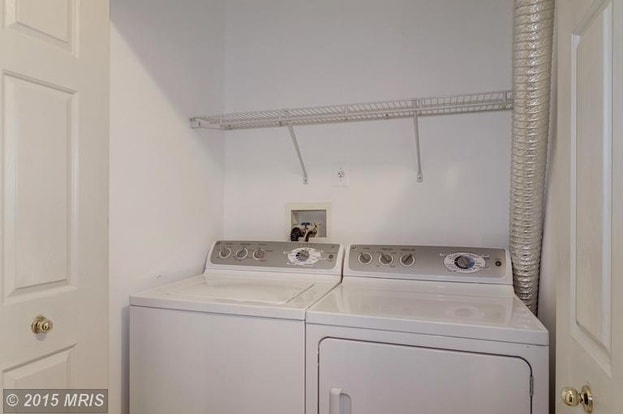 In-unit Laundry - 3901 Ettrick Ct
