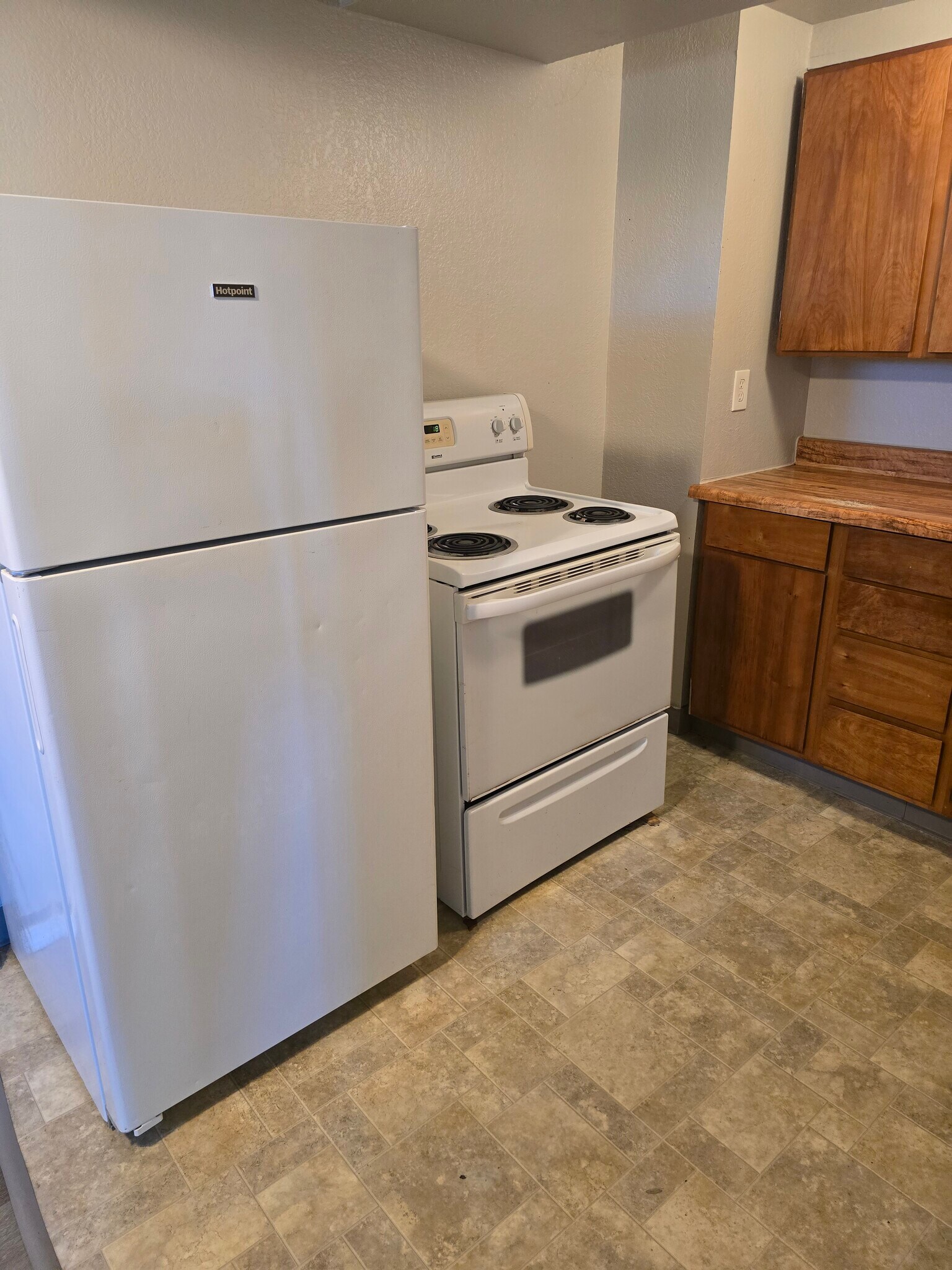 Building Photo - 3310 6th Ave