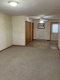 Building Photo - Spacious & Well-Maintained 1-Bedroom Apartment in New Bremen!