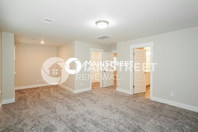 Building Photo - 5 Bedroom Pet-Friendly Home in ANTIOCH, TN...