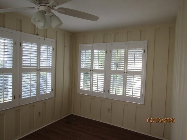 Building Photo - 603 Colony Dr