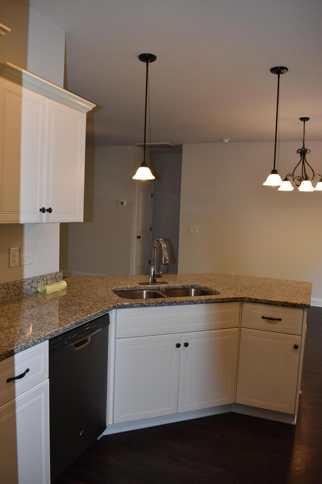 Building Photo - 119 Oliver Hardy Ct